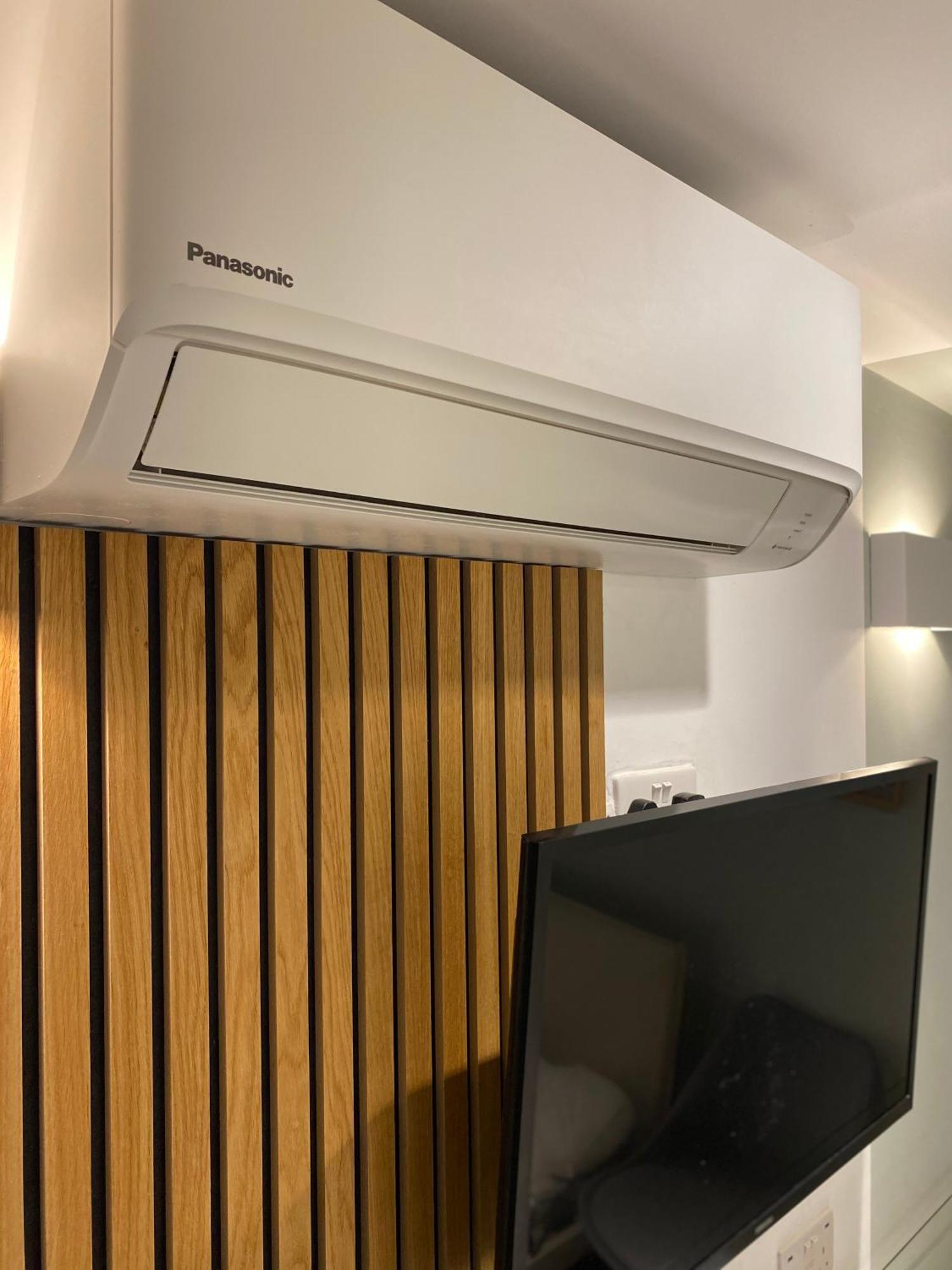 Central Ensuite Guest Unit With Ac And Free On-Street Parking Μπράιτον Εξωτερικό φωτογραφία